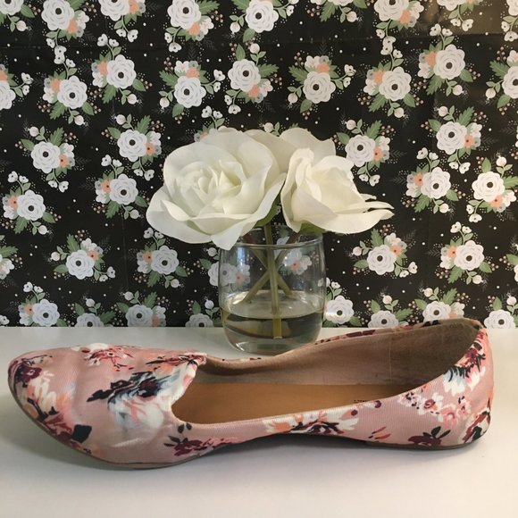 Pink Floral Loafers - Picture 4 of 8